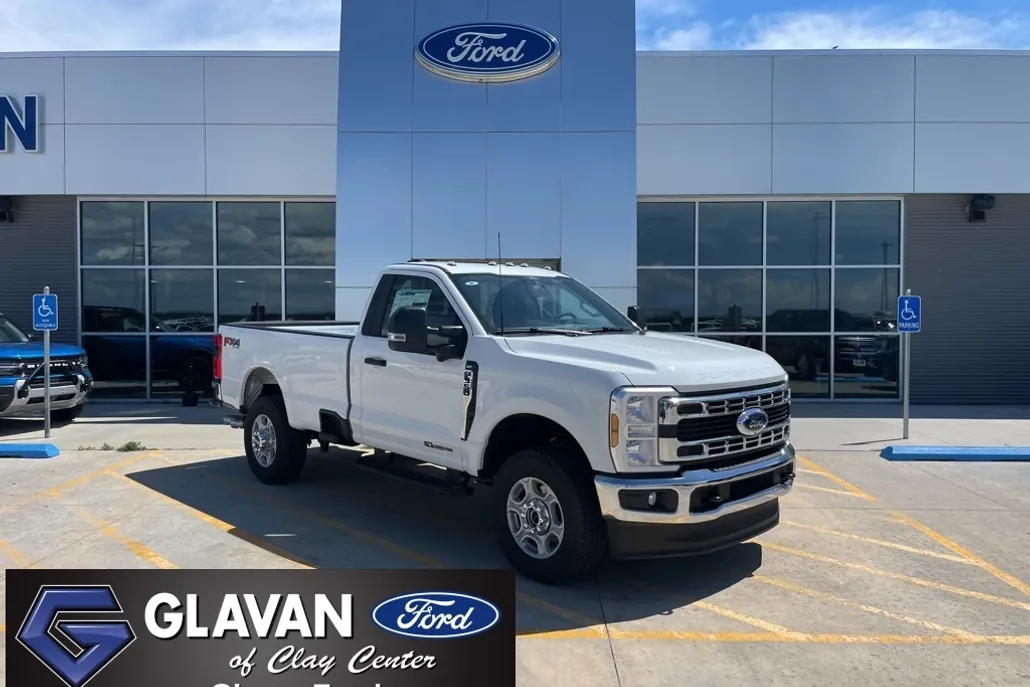2025 Ford F-350 photo 1