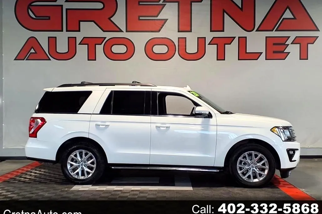 2020 Ford Expedition XLT photo 1