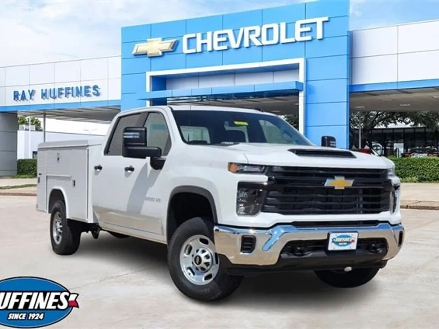2024 Chevrolet Silverado 2500HD photo 1