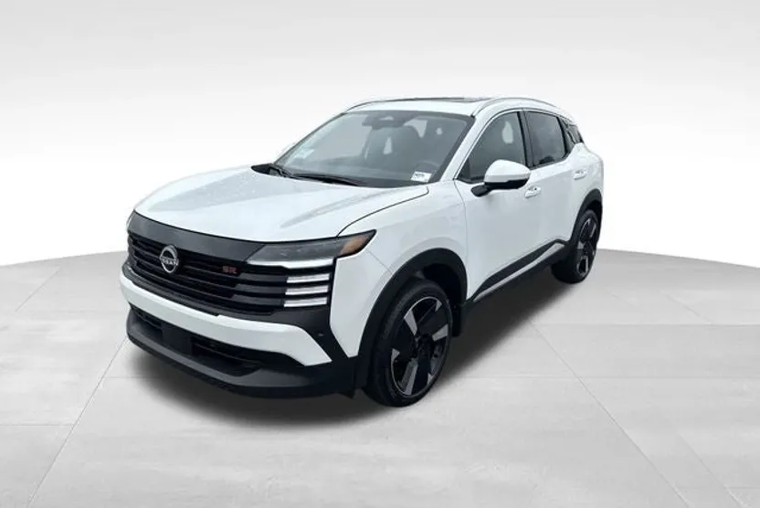 2025 Nissan Kicks SR photo 1