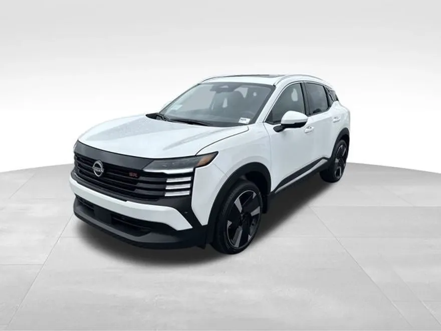2025 Nissan Kicks SR photo 1