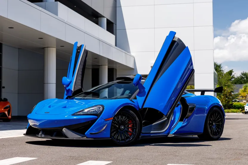 2020 Mclaren 620R photo 1