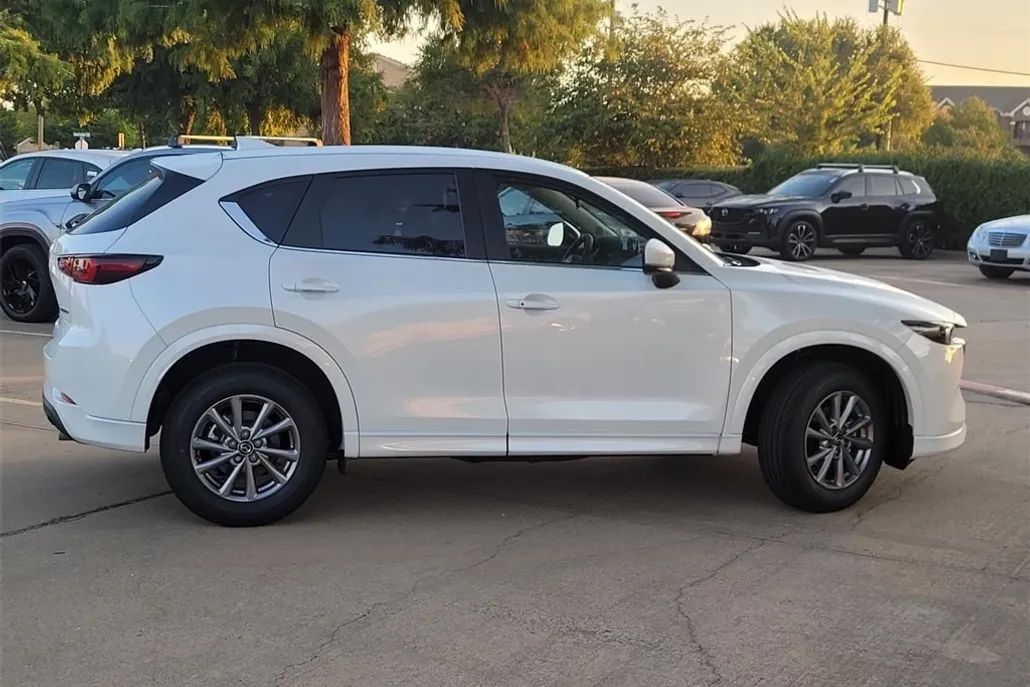 2025 Mazda CX-5 2.5 Select photo 1
