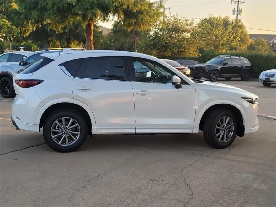 2025 Mazda CX-5 2.5 Select photo 1