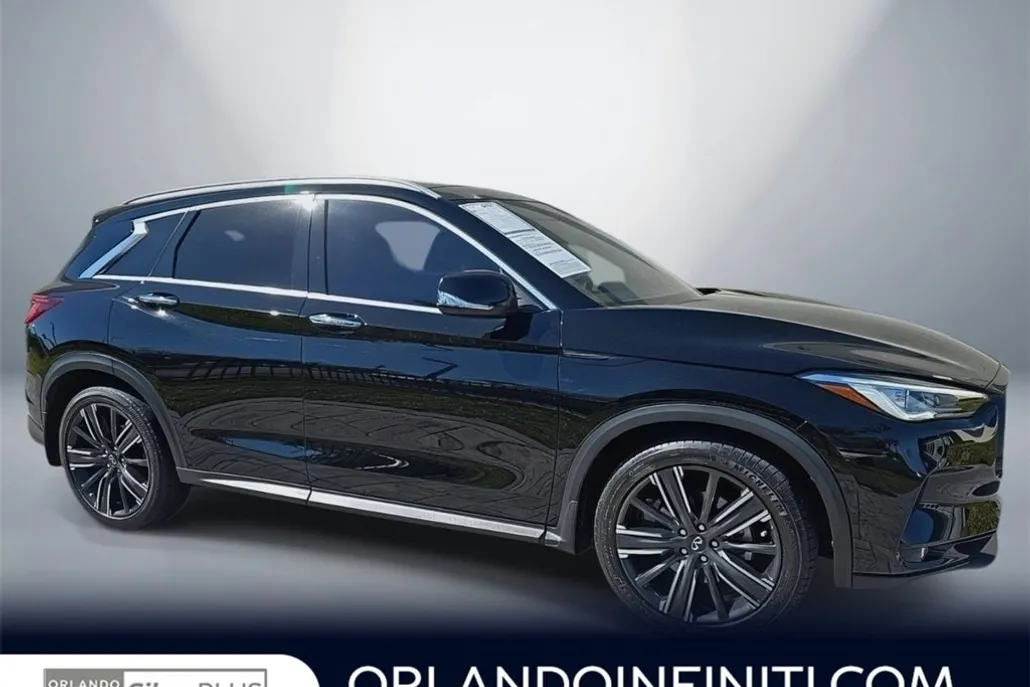 2022 Infiniti QX50 Luxe photo 1