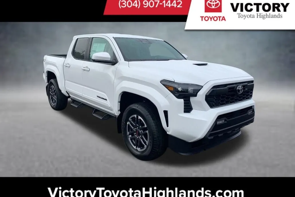 2025 Toyota Tacoma TRD Sport Double Cab photo 1
