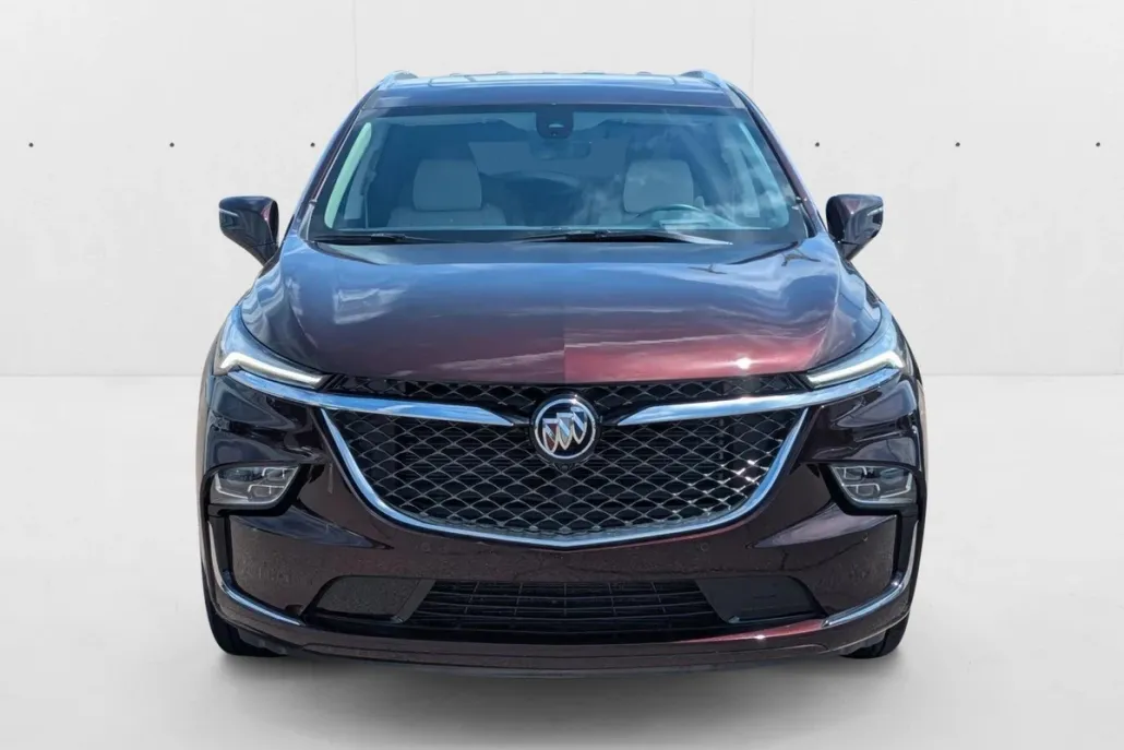 2023 Buick Enclave Avenir photo 1