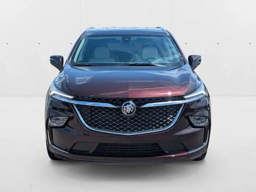 2023 Buick Enclave Avenir photo 1