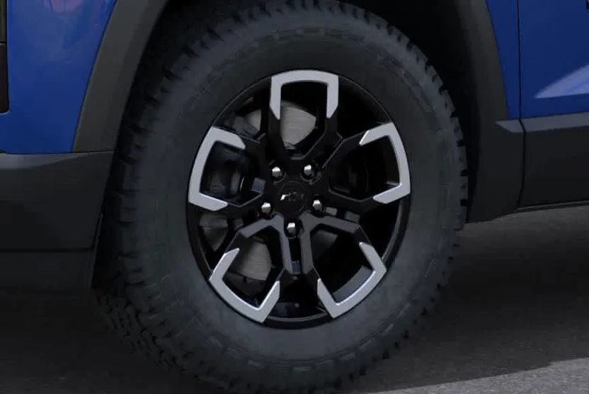 2026 Chevrolet Equinox ACTIV photo 1