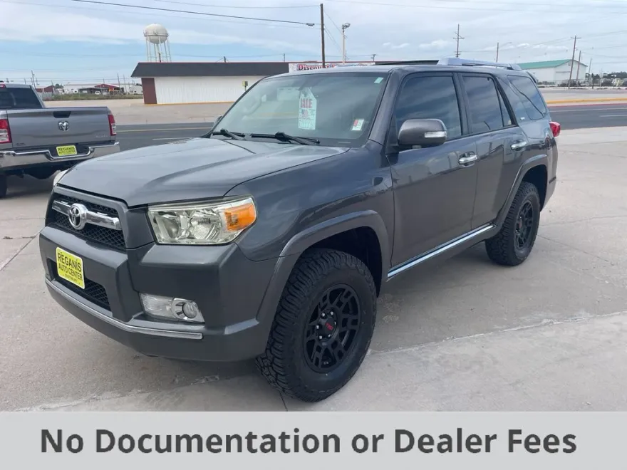 2010 Toyota 4Runner SR5 photo 1
