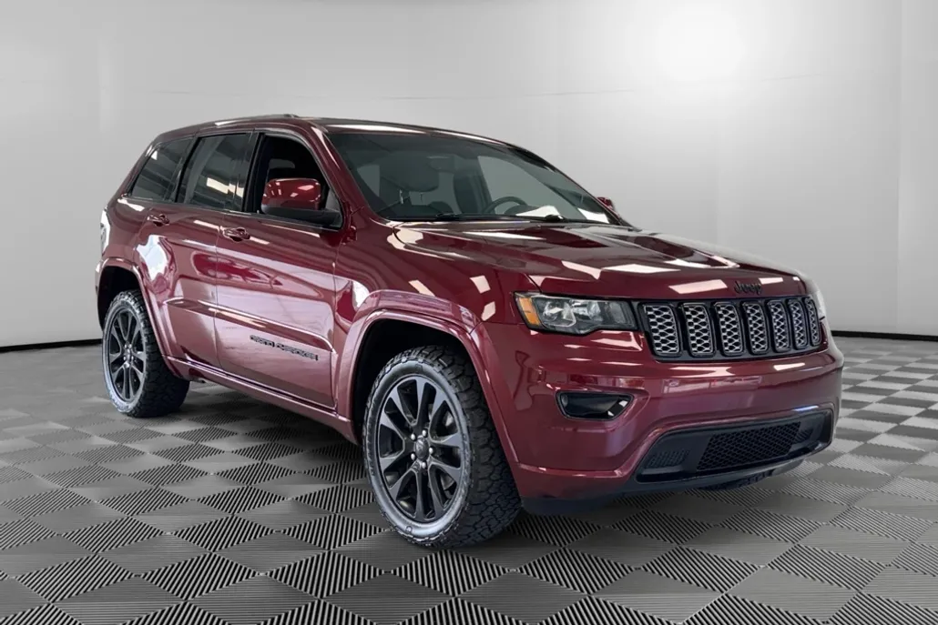 2020 Jeep Grand Cherokee Altitude photo 1