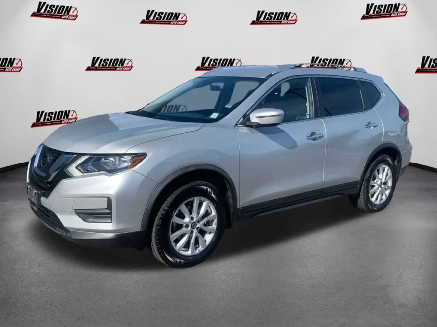 2020 Nissan Rogue SV photo 1