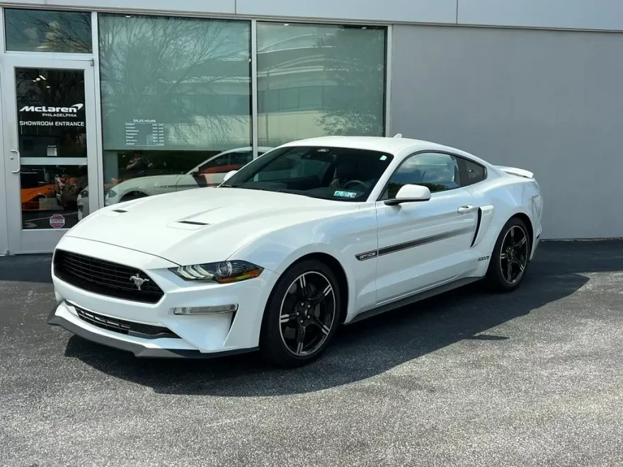 2021 Ford Mustang GT Premium photo 1