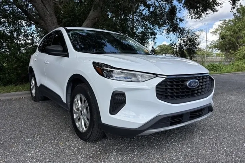 2023 Ford Escape Active photo 1