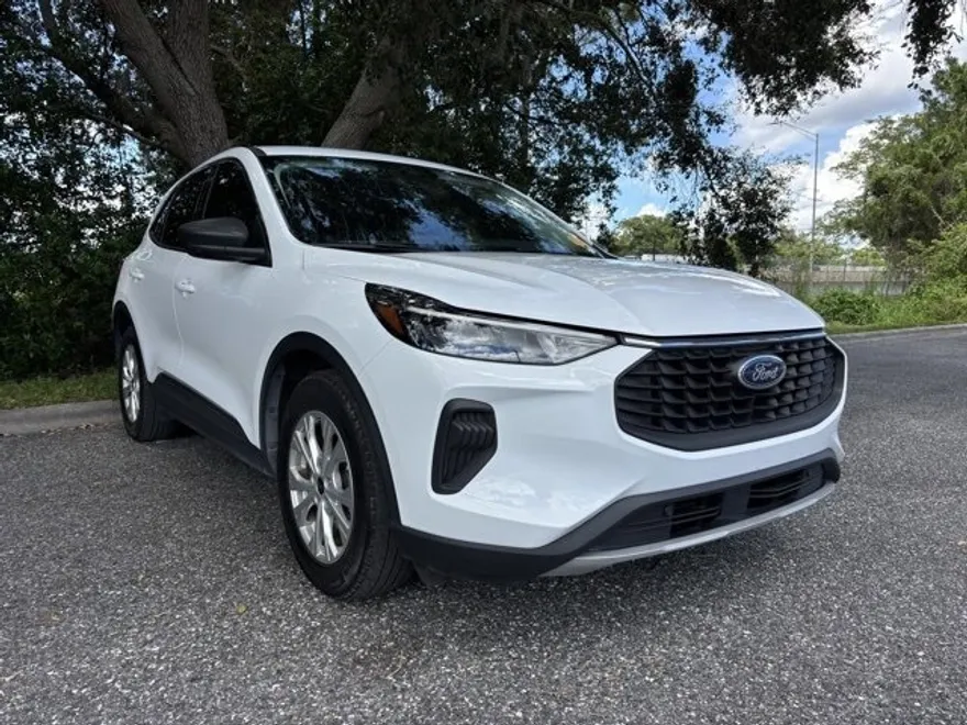 2023 Ford Escape Active photo 1