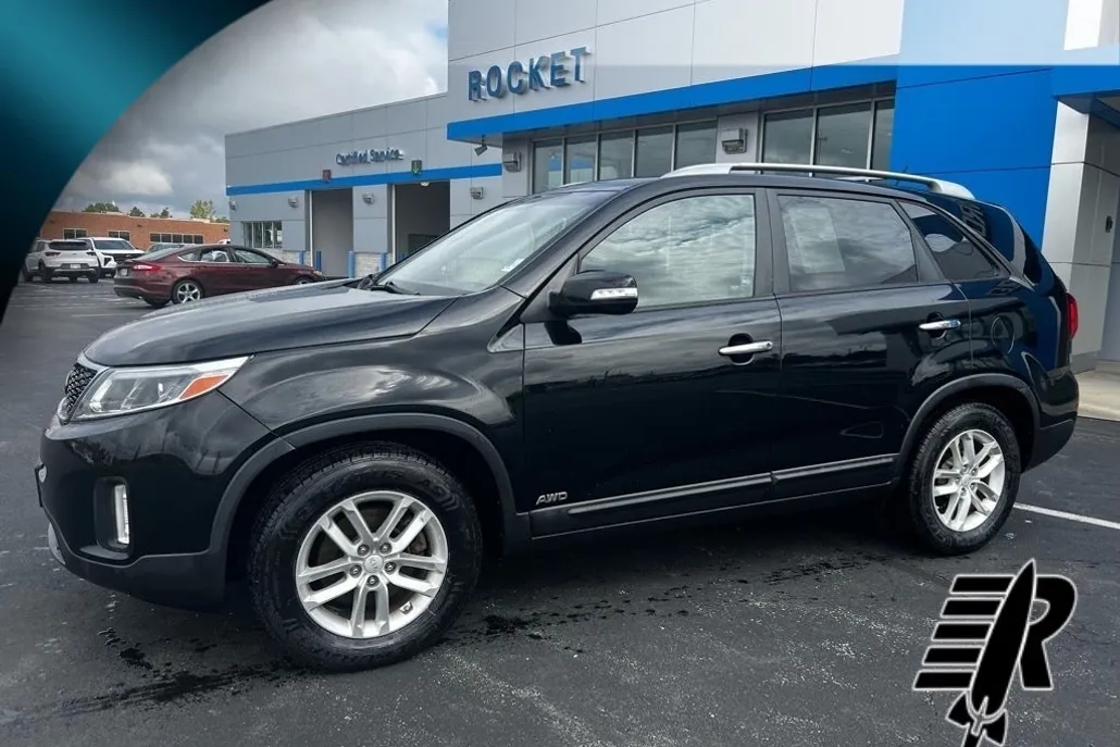 2015 Kia Sorento LX photo 1