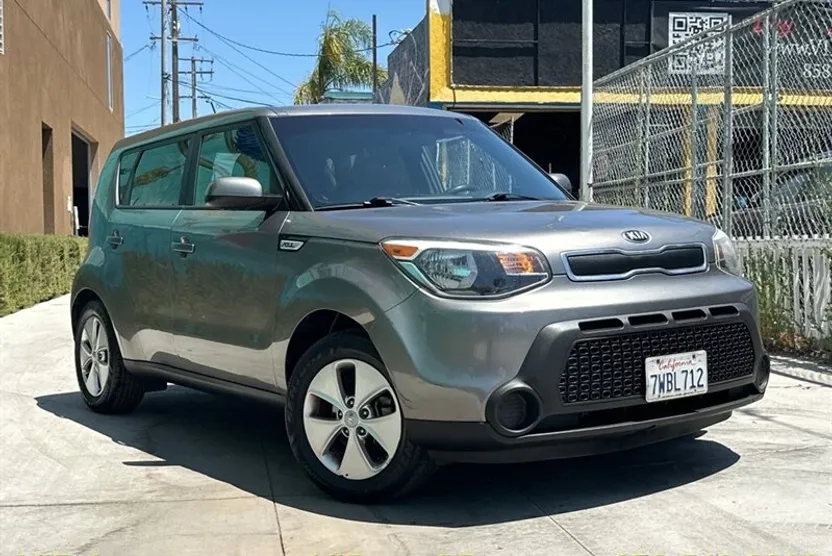 2016 Kia Soul Plus photo 1