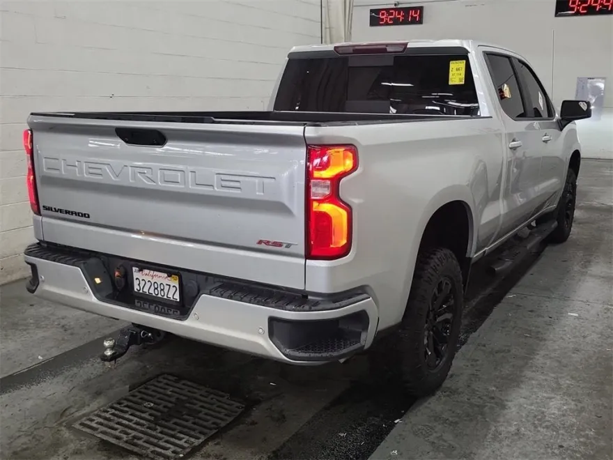 2020 Chevrolet Silverado 1500 RST photo 1
