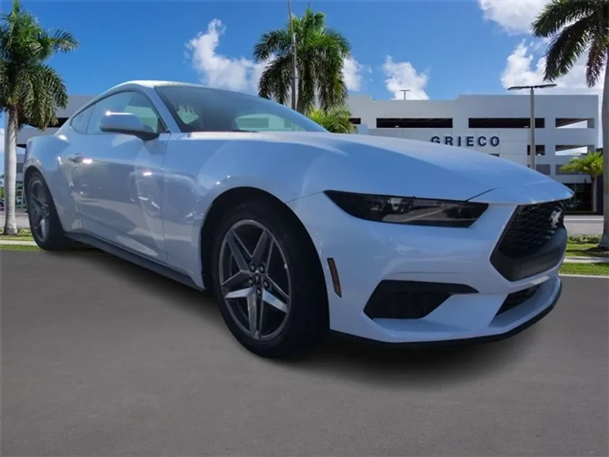 2025 Ford Mustang EcoBoost photo 1