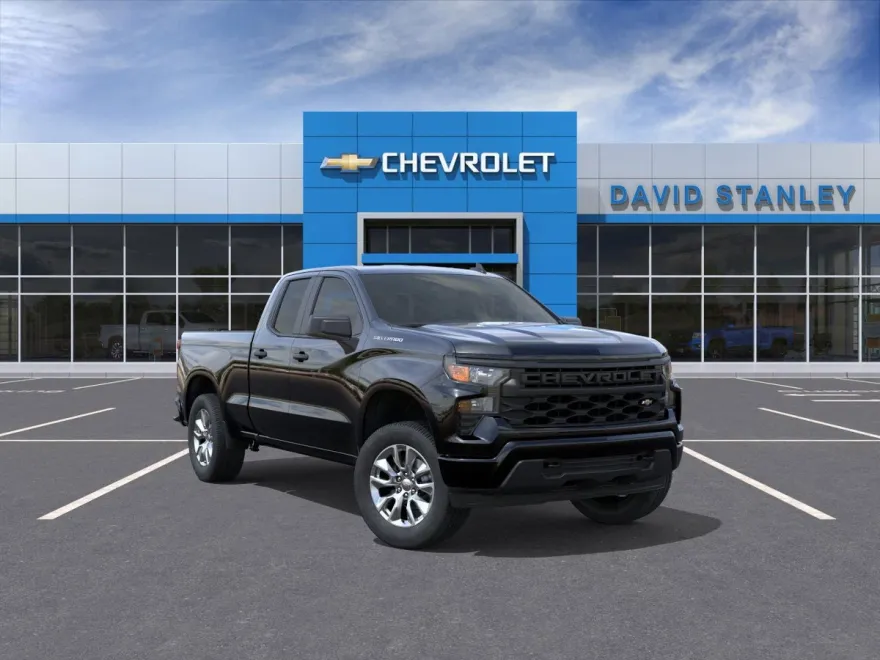 2026 Chevrolet Silverado 1500 Custom photo 1