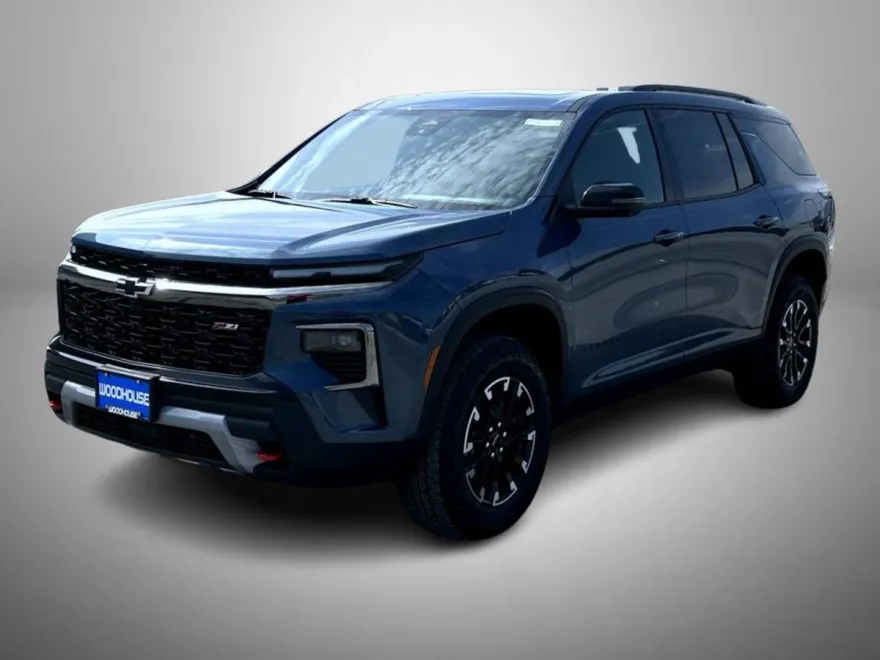 2026 Chevrolet Traverse Z71 photo 1