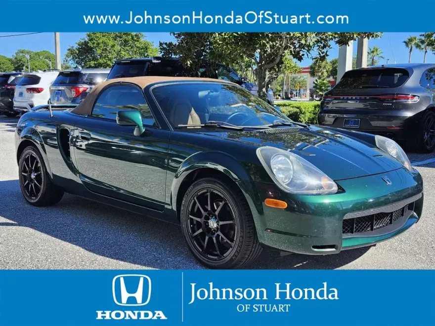 2002 Toyota MR2 Spyder photo 1