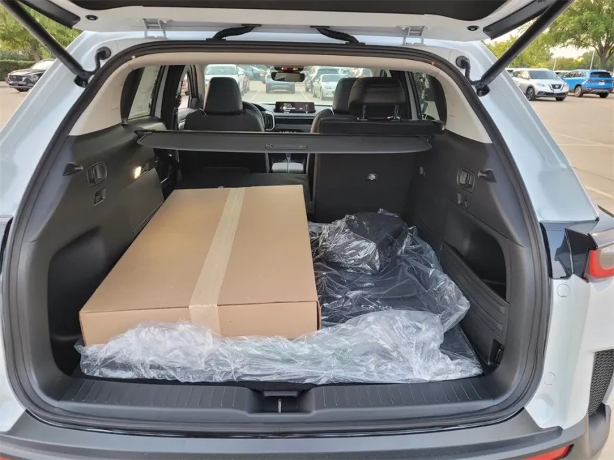 2025 Mazda CX-50 Premium photo 1