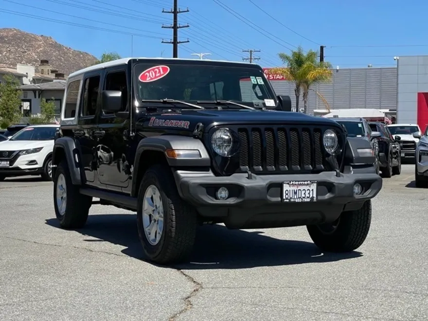 2021 Jeep Wrangler Unlimited Islander photo 1