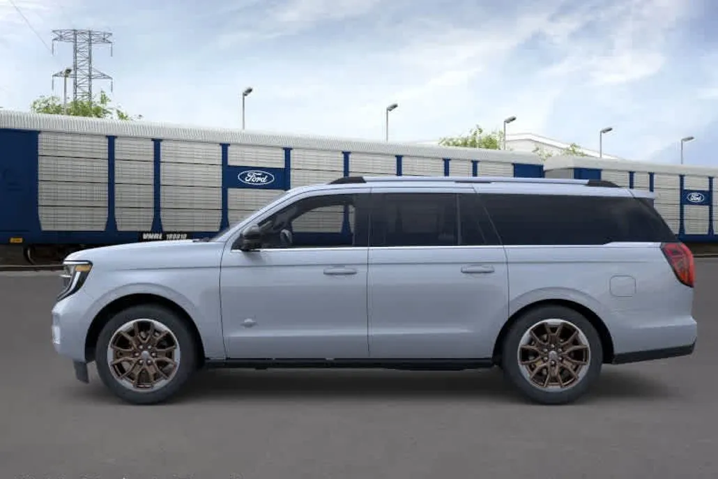 2025 Ford Expedition MAX King Ranch photo 1