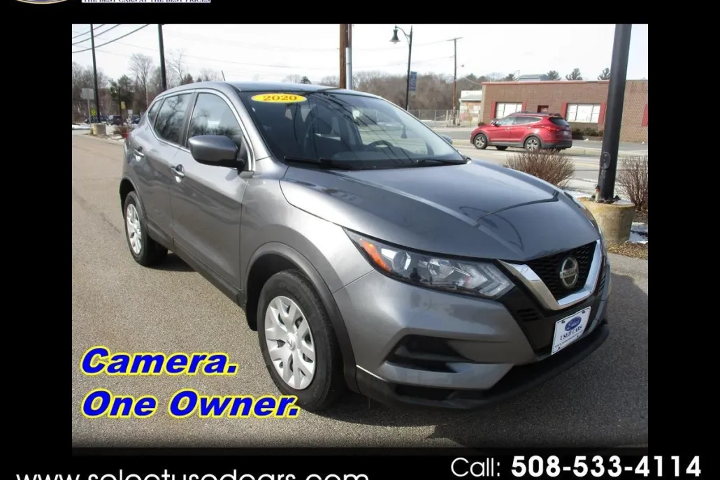 2020 Nissan Rogue Sport S photo 1