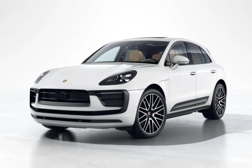 2026 Porsche Macan T photo 1