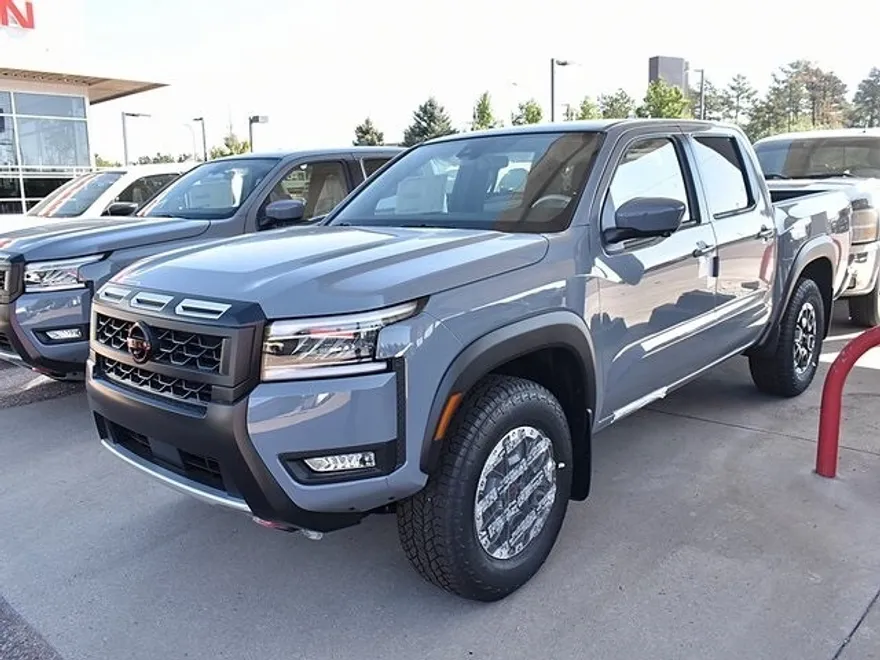 2025 Nissan Frontier PRO-4X photo 1