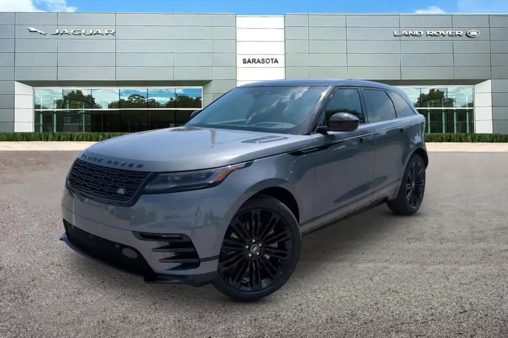 2026 Land Rover Range Rover Velar SE photo 1