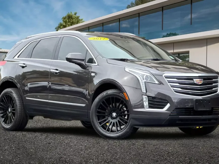 2017 Cadillac XT5 Base photo 1