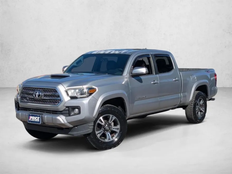 2016 Toyota Tacoma TRD Sport Double Cab photo 1