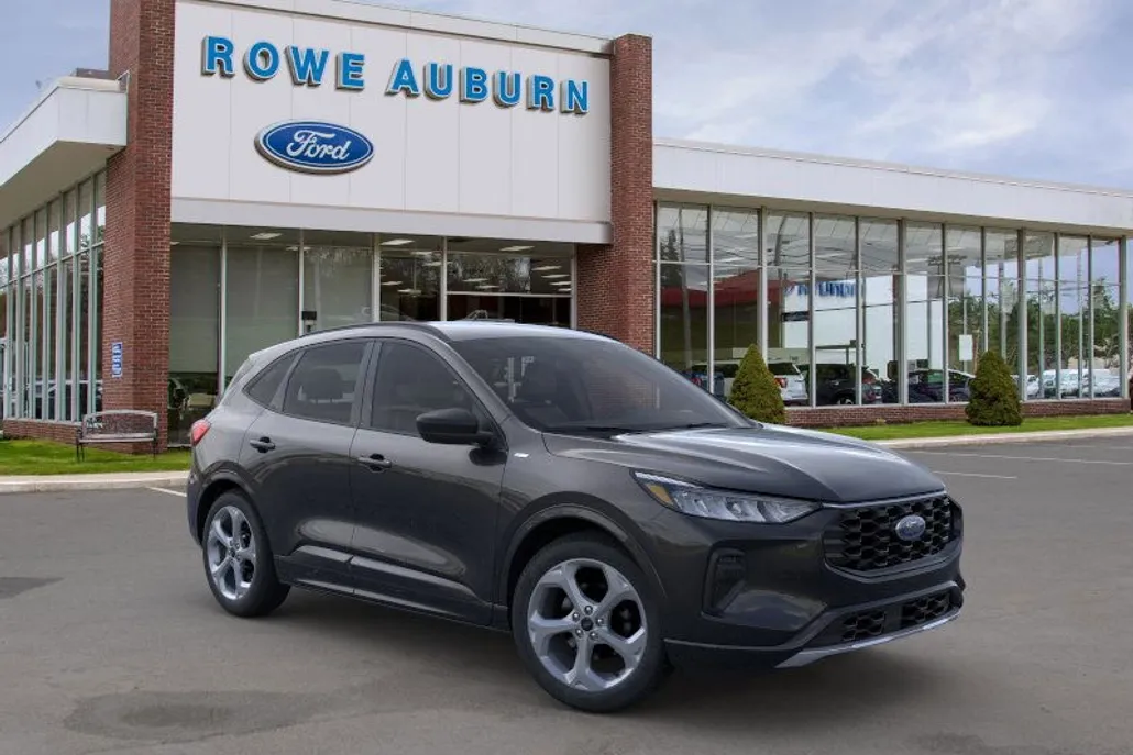 2024 Ford Escape ST-Line photo 1