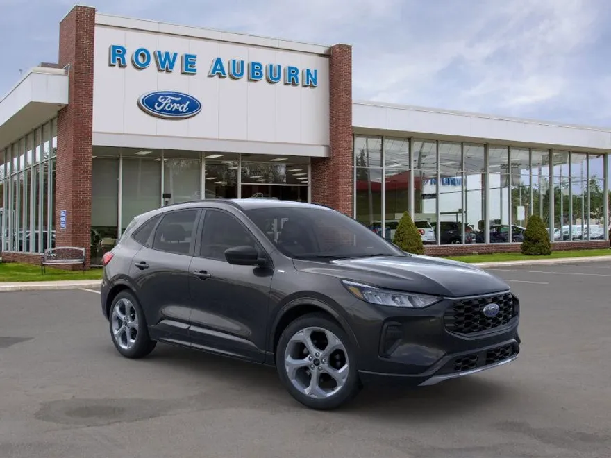 2024 Ford Escape ST-Line photo 1
