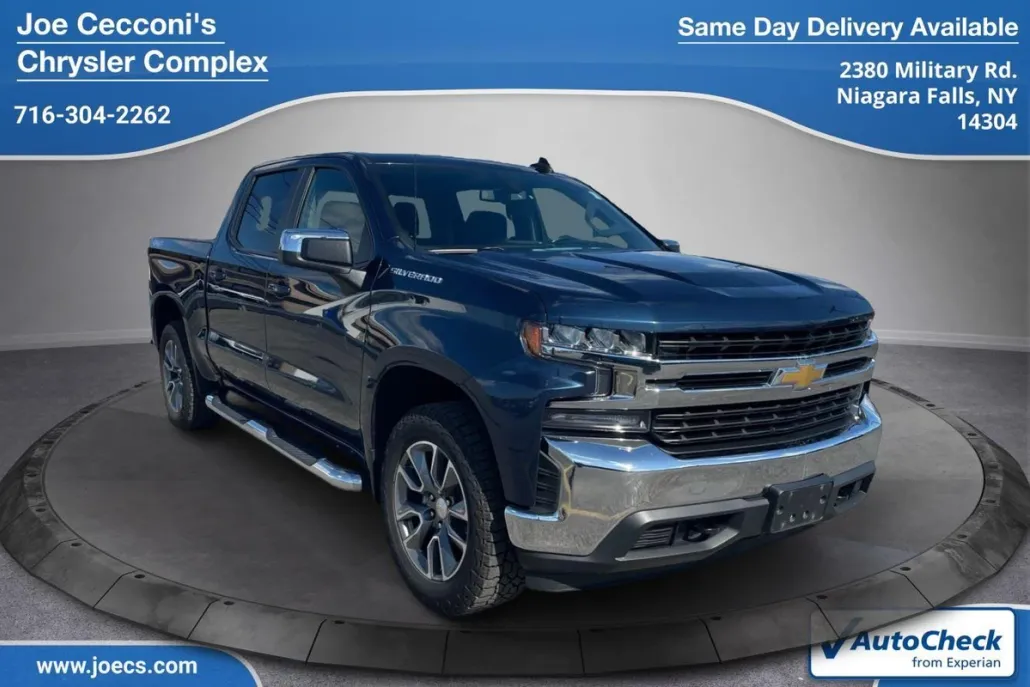 2022 Chevrolet Silverado 1500 LT photo 1