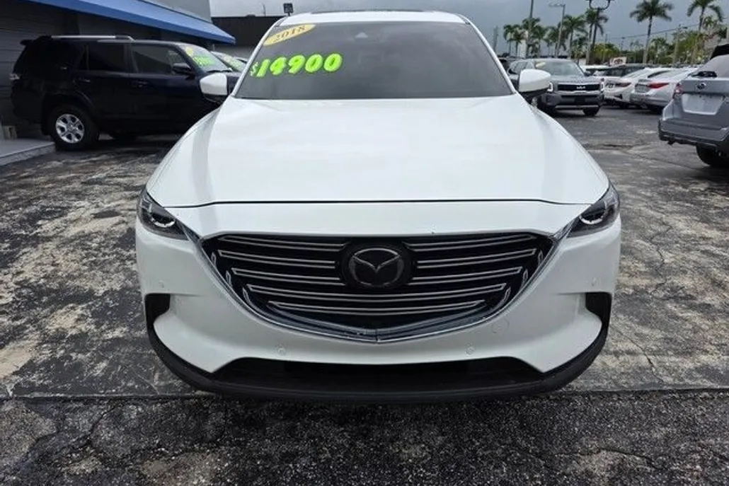2018 Mazda CX-9 Touring photo 1