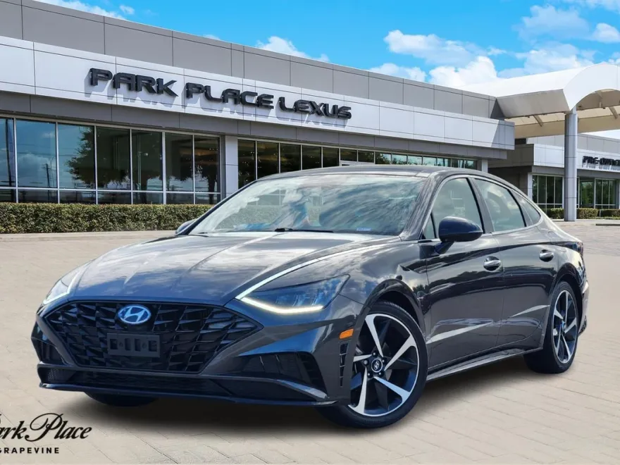 2022 Hyundai Sonata SEL Plus photo 1