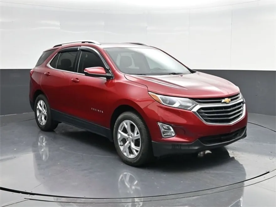2019 Chevrolet Equinox LT photo 1