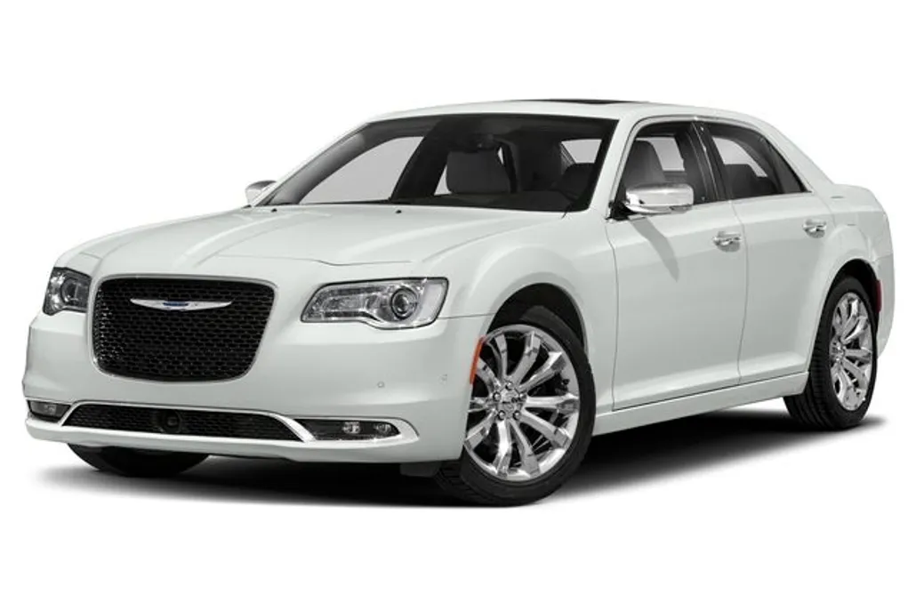 2020 Chrysler 300 Touring photo 1