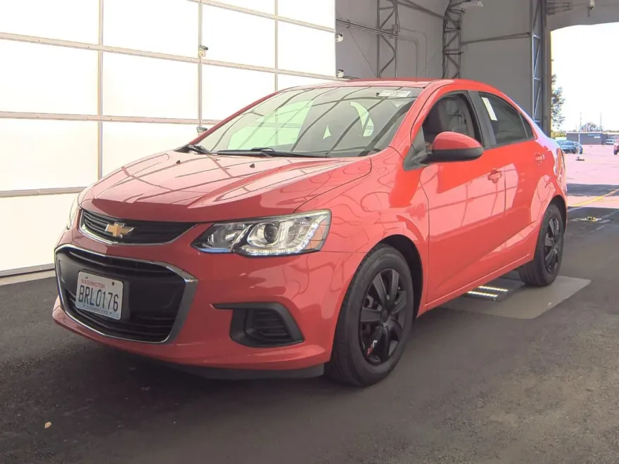 2017 Chevrolet Sonic LS photo 1