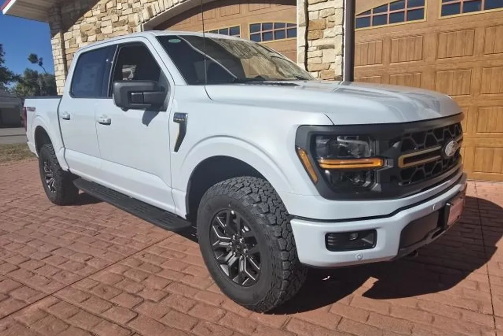 2025 Ford F-150 Tremor photo 1