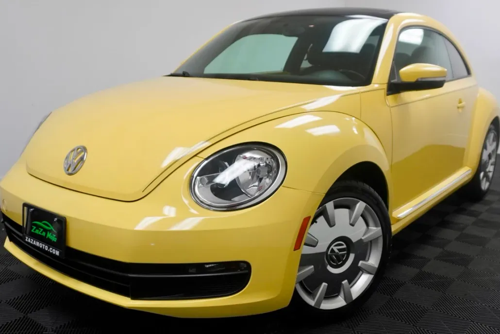 2013 Volkswagen Beetle 2.5L photo 1