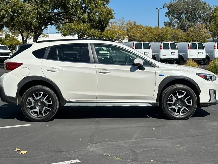 2020 Subaru Crosstrek Hybrid photo 1
