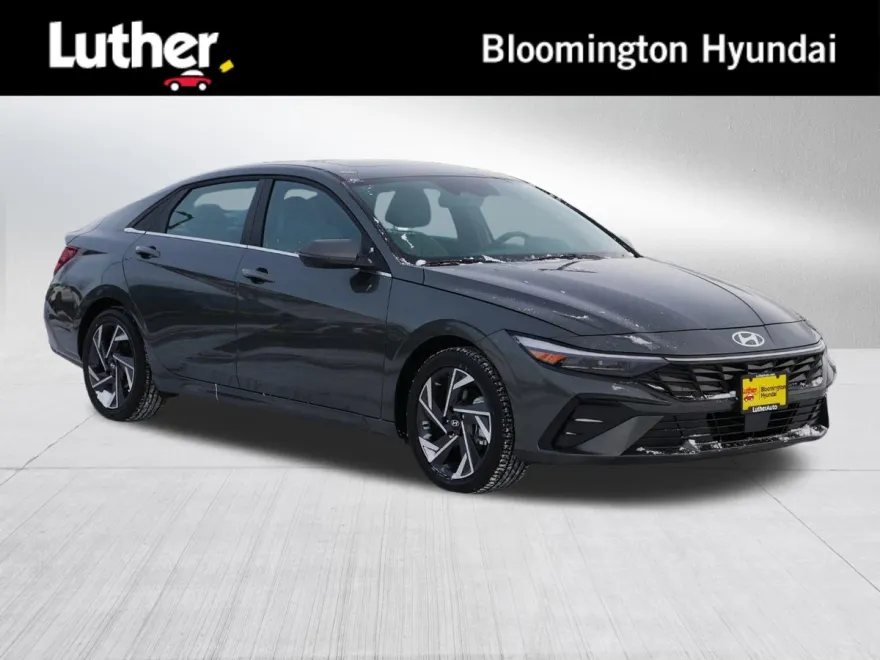 2024 Hyundai Elantra Hybrid Limited photo 1