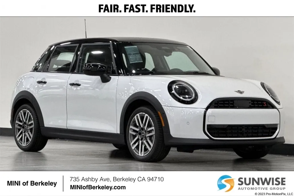 2025 Mini Cooper 4 Door Hardtop Signature photo 1
