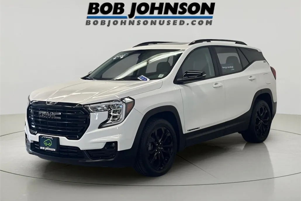 2022 Gmc Terrain SLT Elevation photo 1
