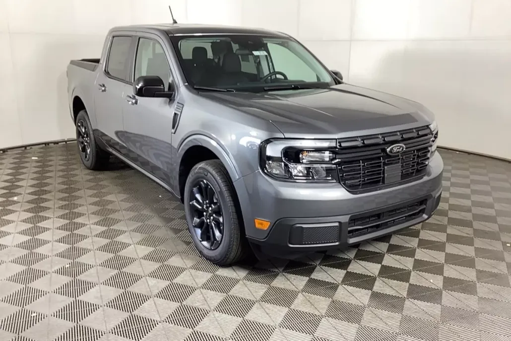 2024 Ford Maverick Lariat photo 1